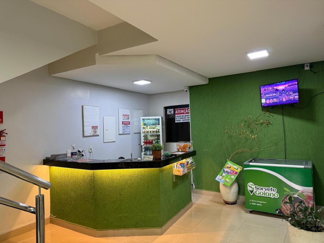 Hotel Oliveira 44